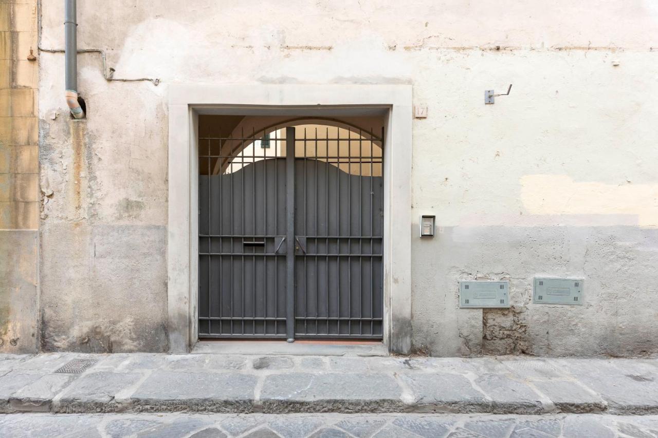 Casa Santa Croce Apartment ฟลอเรนซ์ ภายนอก รูปภาพ