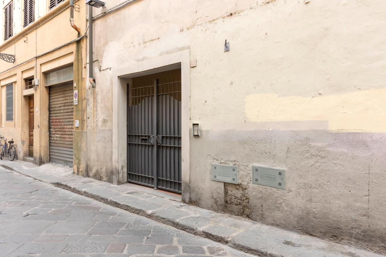 Casa Santa Croce Apartment ฟลอเรนซ์ ภายนอก รูปภาพ