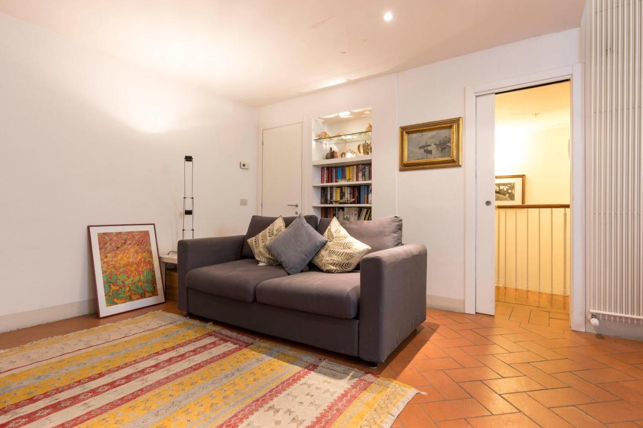 Casa Santa Croce Apartment ฟลอเรนซ์ ภายนอก รูปภาพ