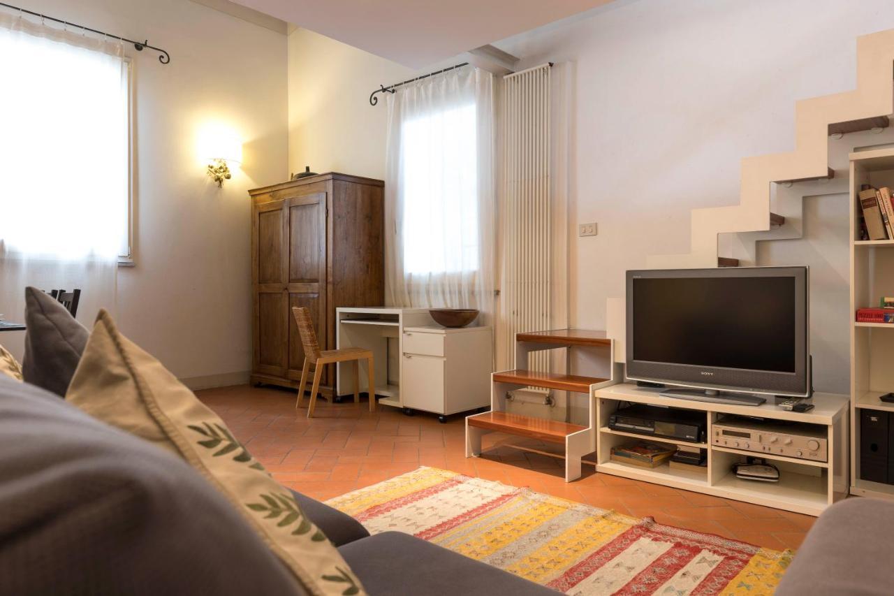 Casa Santa Croce Apartment ฟลอเรนซ์ ภายนอก รูปภาพ