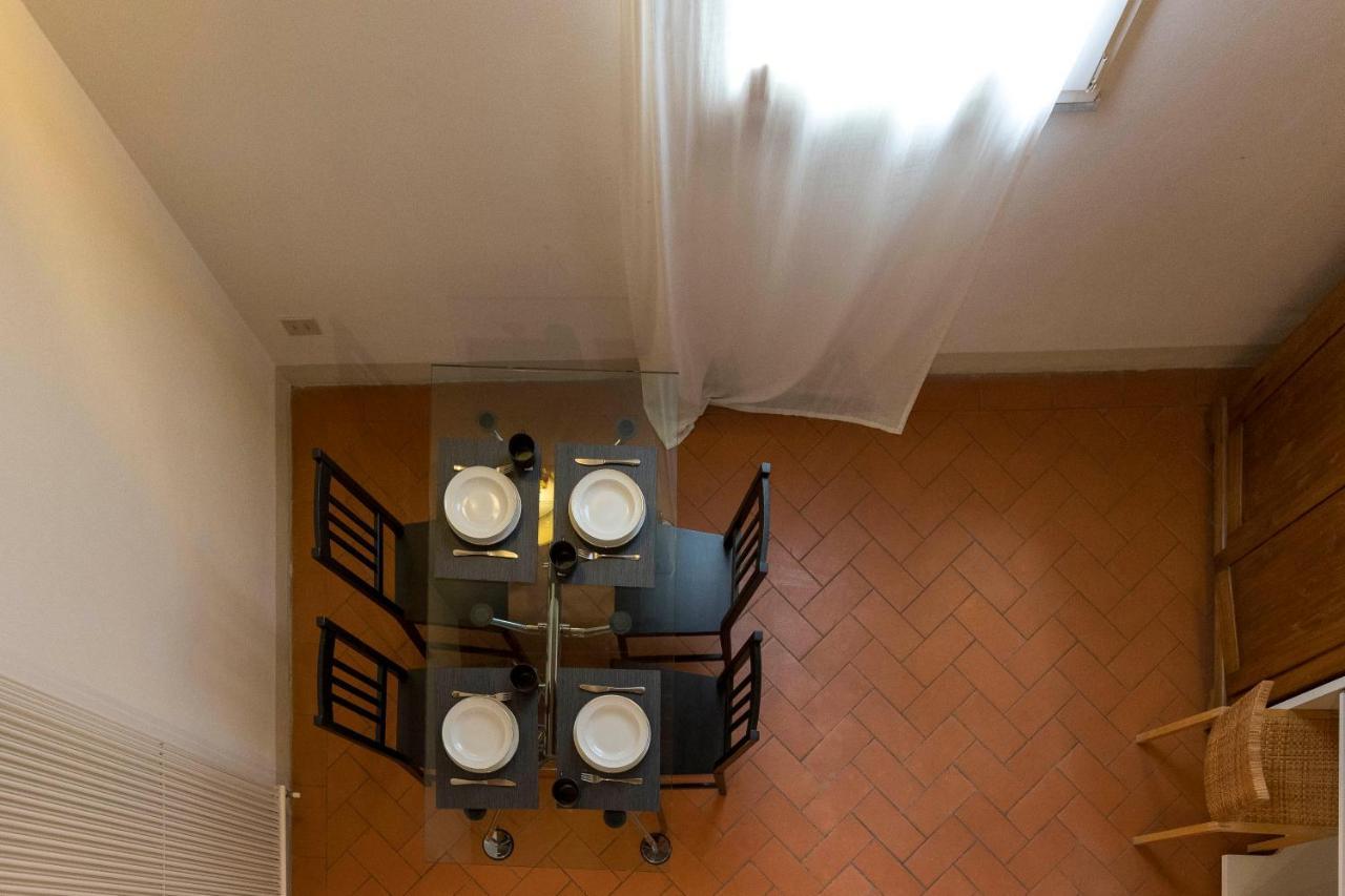 Casa Santa Croce Apartment ฟลอเรนซ์ ภายนอก รูปภาพ